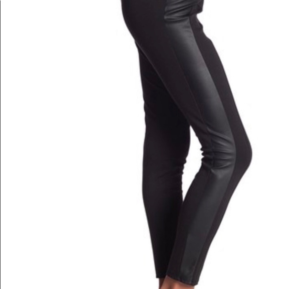 BGBG leggings with leather detail!